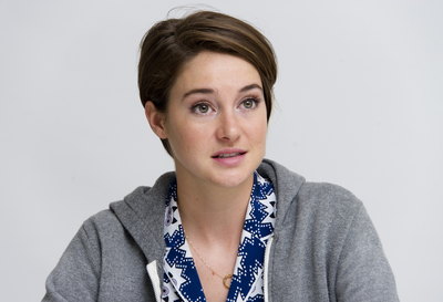 Shailene Woodley Poster 2387257