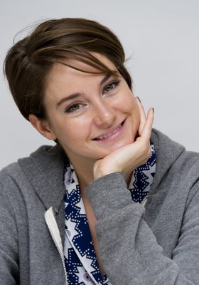Shailene Woodley Poster 2387261
