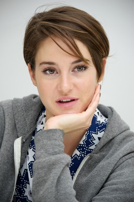 Shailene Woodley Poster 2429629
