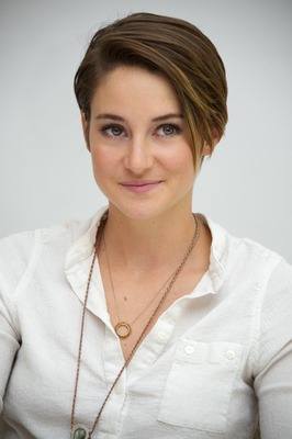 Shailene Woodley Poster 2429632