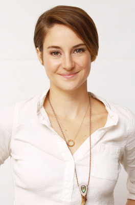 Shailene Woodley Poster 2467773
