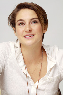 Shailene Woodley Poster 2467786