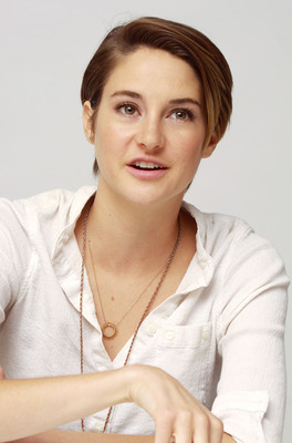 Shailene Woodley Poster 2467788