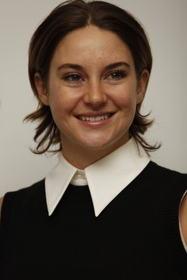 Shailene Woodley Poster 2476390