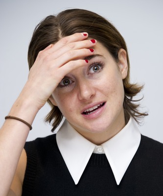 Shailene Woodley Poster 2476401