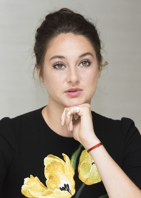 Shailene Woodley Poster 2736428
