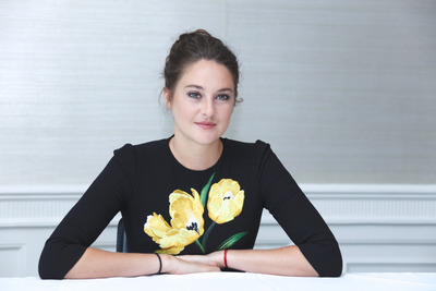 Shailene Woodley Poster 2736444