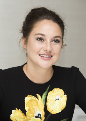 Shailene Woodley Poster 2736445