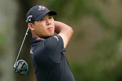 Si Woo Kim Poster 3498979