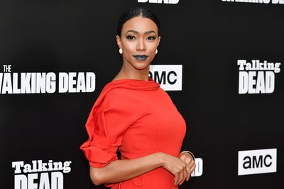 Sonequa Martin Green Poster 2693961