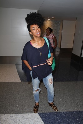 Sonequa Martin Green Poster 2693987