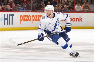Steven Stamkos Poster 3528512
