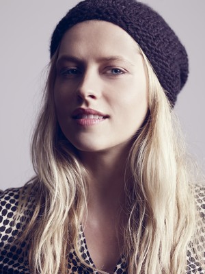 Teresa Palmer Poster 2128931