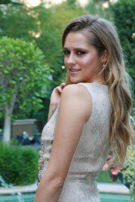 Teresa Palmer Poster 2310047