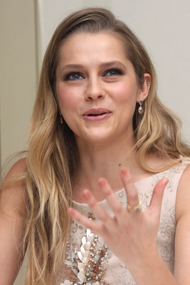 Teresa Palmer Poster 2350322