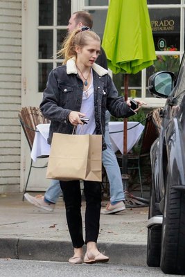 Teresa Palmer Poster 3193561