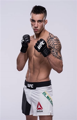 Thomas Almeida Poster 3524814