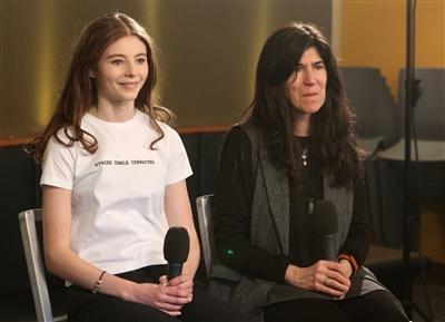 Thomasin Mckenzie Poster 3036138