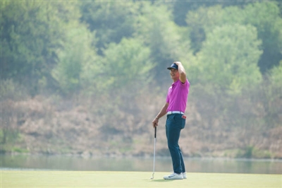 Thorbjorn Olesen Poster 3503265