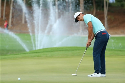 Thorbjorn Olesen Poster 3503443