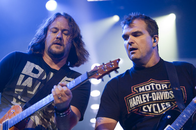 Three Doors Down Poster 2529740