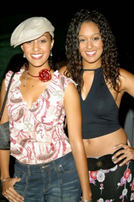 Tia & Tamera Mowry Poster 1458461