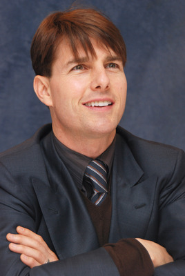 Tom Cruise Poster 2236755