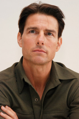 Tom Cruise Poster 2236756