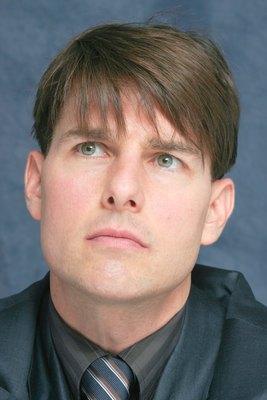 Tom Cruise Poster 2239571