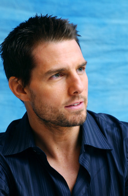 Tom Cruise Poster 2388364
