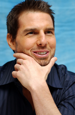 Tom Cruise Poster 2388380