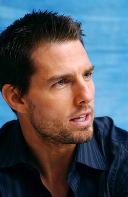 Tom Cruise Poster 2388381