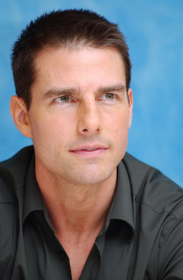 Tom Cruise Poster 2398217
