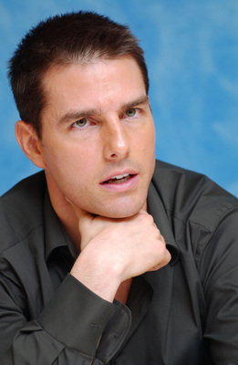Tom Cruise Poster 2398220