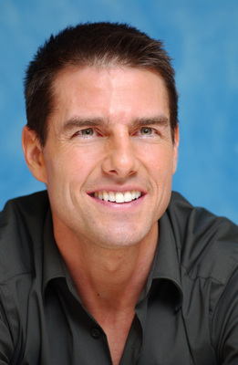 Tom Cruise Poster 2398226