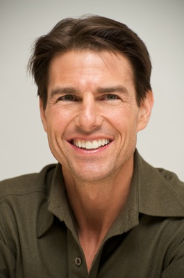 Tom Cruise Poster 2410981