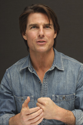 Tom Cruise Poster 2453851