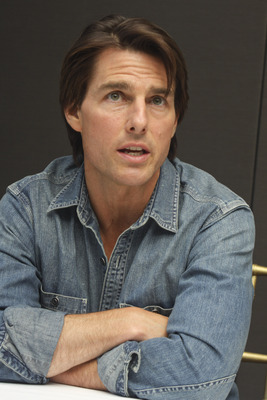 Tom Cruise Poster 2453861