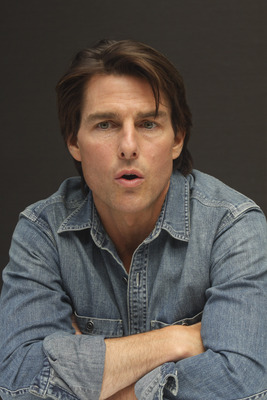 Tom Cruise Poster 2453863