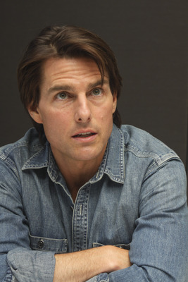 Tom Cruise Poster 2453867