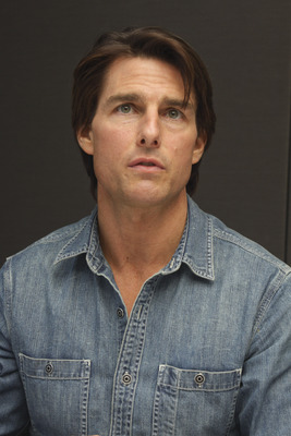 Tom Cruise Poster 2453889