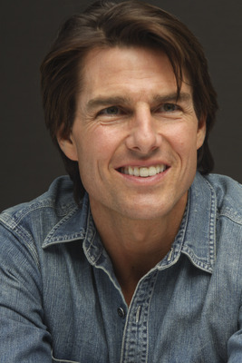 Tom Cruise Poster 2453893