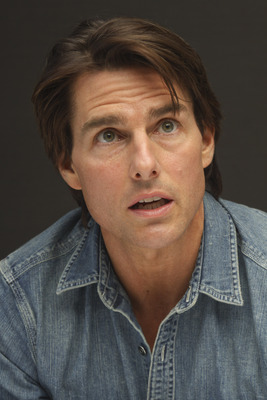 Tom Cruise Poster 2453896