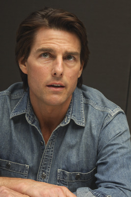 Tom Cruise Poster 2453897