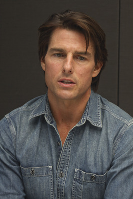 Tom Cruise Poster 2453904