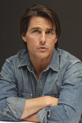 Tom Cruise Poster 2453938