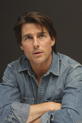Tom Cruise Poster 2453946
