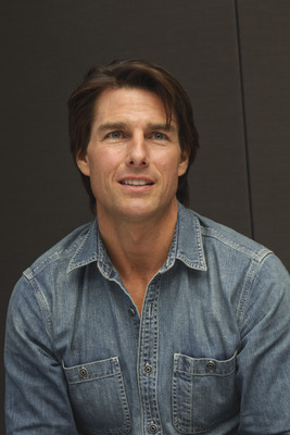 Tom Cruise Poster 2453948