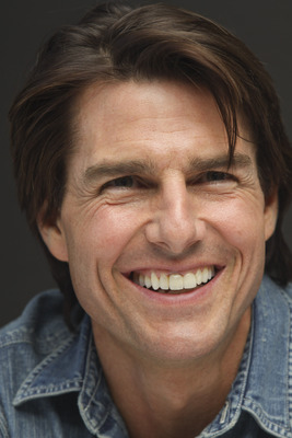Tom Cruise Poster 2453949