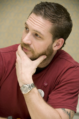 Tom Hardy Poster 2429662